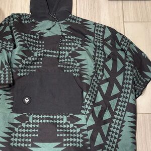 Geometric Patterned Hooded Beach Towel